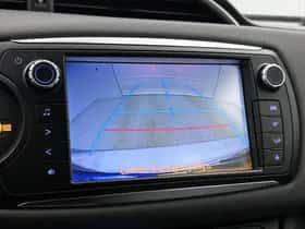 Toyota Yaris (2014) thumbnail 13