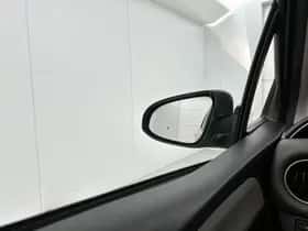 Toyota Yaris (2014) thumbnail 22
