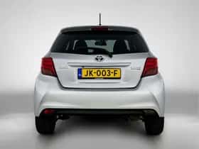 Toyota Yaris (2014) thumbnail 30