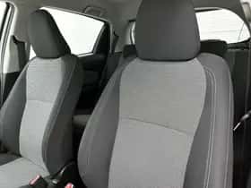 Toyota Yaris (2014) thumbnail 34