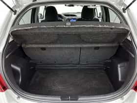 Toyota Yaris (2014) thumbnail 35