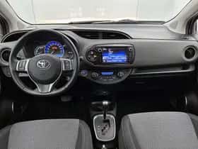 Toyota Yaris (2014) thumbnail 5