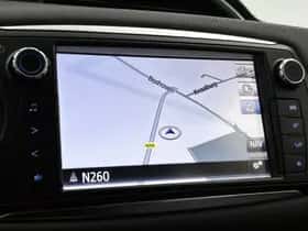 Toyota Yaris (2014) thumbnail 10