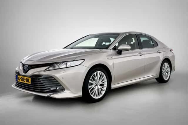 Toyota Camry (2019) thumbnail 1