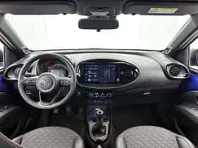 Toyota Aygo (2024) thumbnail 5
