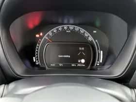 Toyota Aygo (2024) thumbnail 6