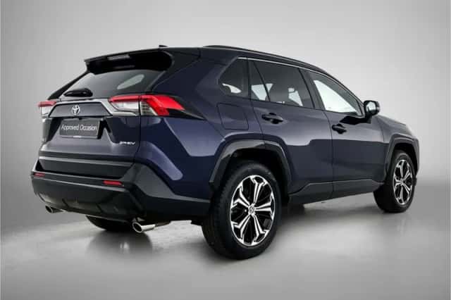 Toyota RAV4 (2025) thumbnail 2