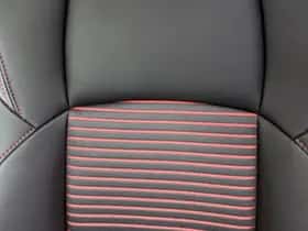 Toyota RAV4 (2025) thumbnail 35
