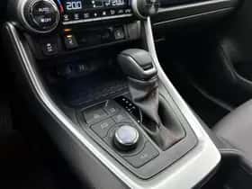 Toyota RAV4 (2025) thumbnail 37