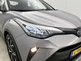 Toyota C-HR (2021) thumbnail 39