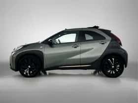 Toyota Aygo (2023) thumbnail 3