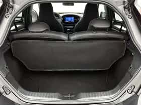 Toyota Aygo (2023) thumbnail 36