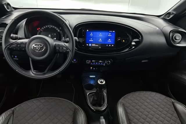 Toyota Aygo (2023) thumbnail 5