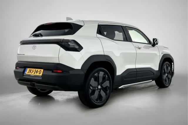Toyota Urban_Cruiser (2026) thumbnail 2