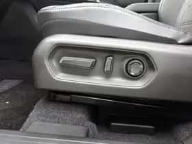 Toyota Urban_Cruiser (2026) thumbnail 40