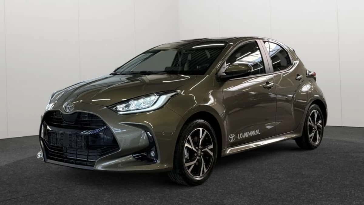 Toyota Yaris (2025) — foto 1