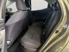 Toyota Yaris (2025) thumbnail 7