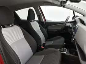 Toyota Yaris (2019) thumbnail 32
