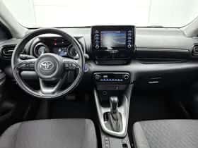 Toyota Yaris (2021) thumbnail 5