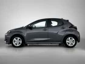 Toyota Yaris (2025) thumbnail 3