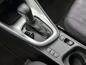 Toyota Yaris (2025) thumbnail 32