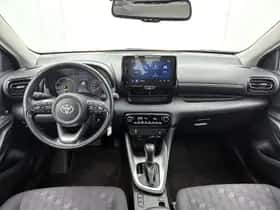 Toyota Yaris (2025) thumbnail 5
