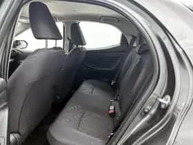 Toyota Yaris (2025) thumbnail 9