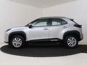 Toyota Yaris_Cross (2024) thumbnail 3