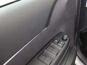 Toyota Yaris_Cross (2024) thumbnail 10