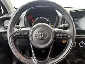 Toyota Aygo (2022) thumbnail 17