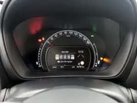 Toyota Aygo (2022) thumbnail 5