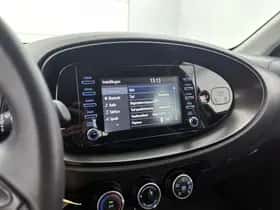 Toyota Aygo (2022) thumbnail 7