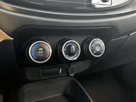 Toyota Aygo (2022) thumbnail 9