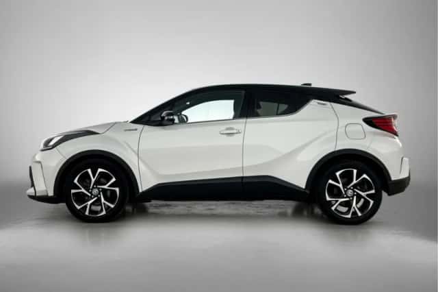 Toyota C-HR (2020) thumbnail 3