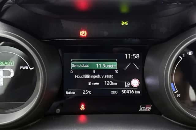 Toyota Yaris (2024) thumbnail 5