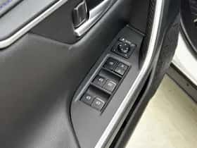 Toyota RAV4 (2020) thumbnail 22