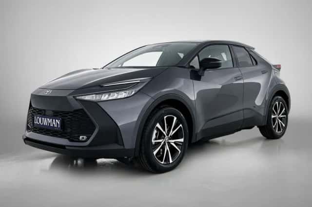 Toyota C-HR (2025) thumbnail 1