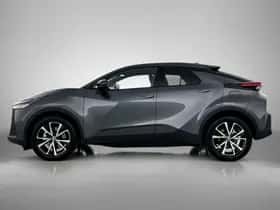 Toyota C-HR (2025) thumbnail 3
