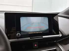 Toyota C-HR (2025) thumbnail 8