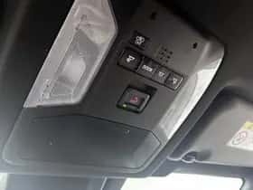 Toyota RAV4 (2025) thumbnail 25