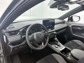 Toyota RAV4 (2025) thumbnail 36