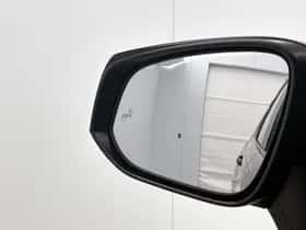 Toyota RAV4 (2025) thumbnail 37