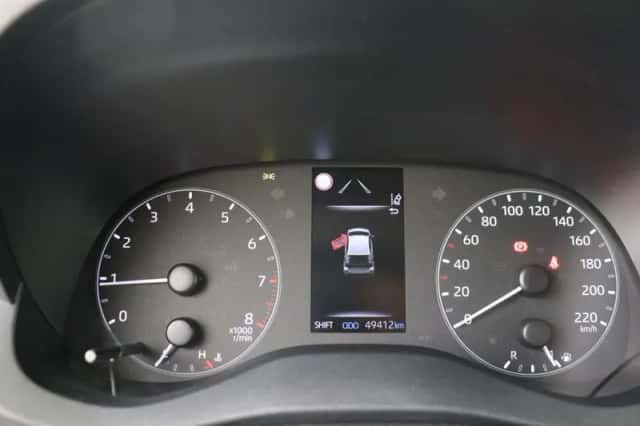 Toyota Yaris (2023) thumbnail 5