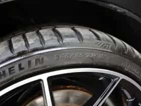 Toyota Corolla_Touring_Sports (2023) thumbnail 6