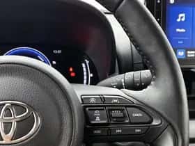 Toyota Yaris (2025) thumbnail 15