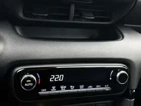 Toyota Yaris (2025) thumbnail 10