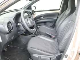 Toyota Aygo (2023) thumbnail 30