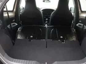 Toyota Aygo (2023) thumbnail 35