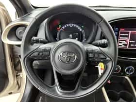 Toyota Aygo (2023) thumbnail 17