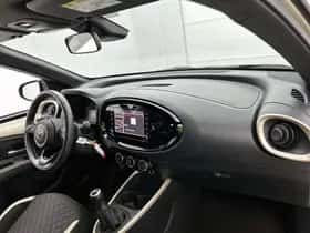 Toyota Aygo (2023) thumbnail 6